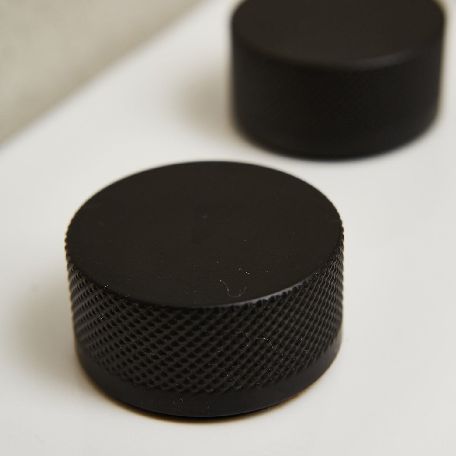 Griferia Para Bidet Peirano Fabric 70-100n Negra - Image 2