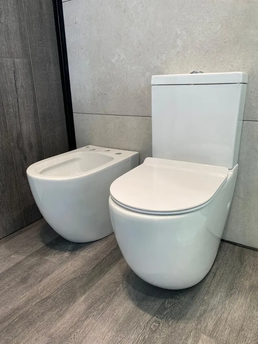 Juego de baño peirano stone blanco inodoro asiento deposito y bidet - Image 5