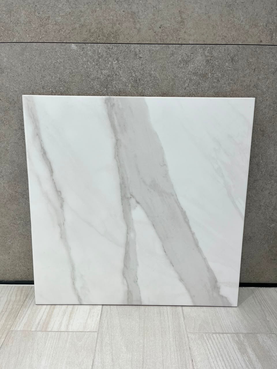 Ceramica Cerro Negro 51x51 Calacata Brillante - Imagen 2